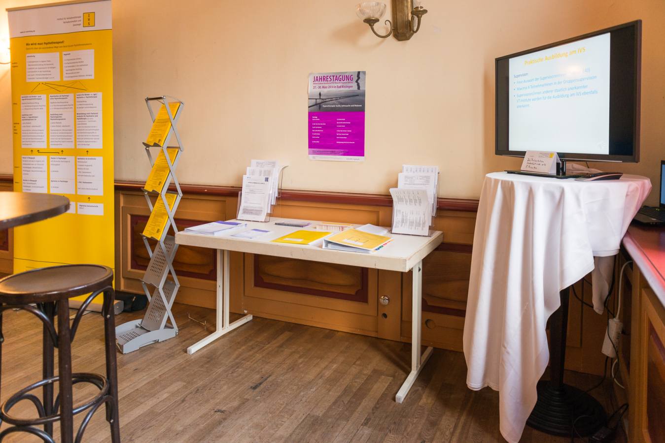 IVS-Info Stand