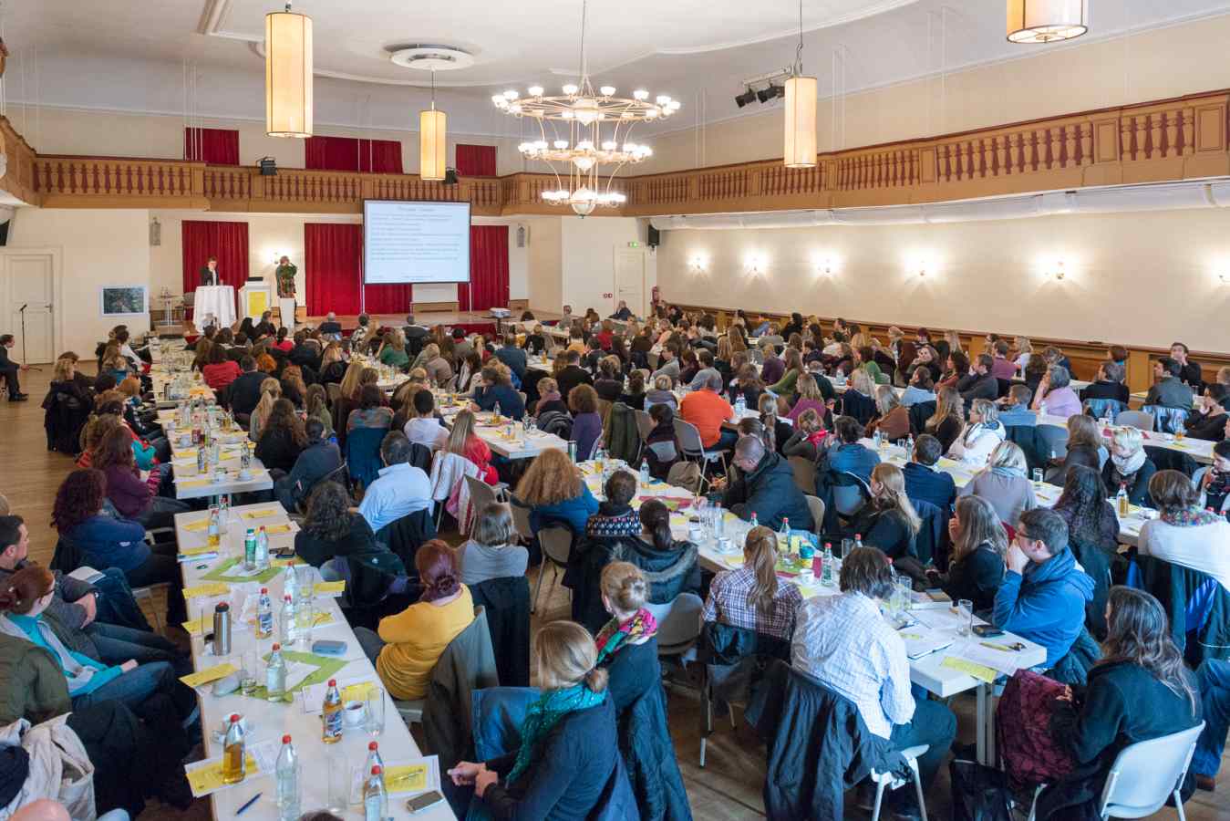 Zuhörer im Redoutensaal